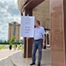 Одиночный пикет директора библиотеки Ингушского госуниверситета против сокращений работников