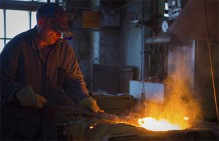 На заводе "Калугатрансмаш" по причине тяжелого экономического положения сократят работников
