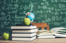 Учителя Дровянинской образовательной школы обратились в суд из-за снижения размеров заработной платы