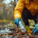 Трудовые мигранты-коммунальщики ГБУ "Жилищник" вышли на очередную акцию протеста и требовали выплатить долги по зарплате
