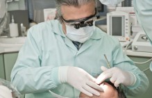 Медики стоматологической поликлиники №1 в Екатеринбурге добились сохранения медучреждения