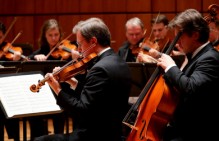 В ГАУК "Филармония Кузбасса им. Б.Т. Штоколова" музыканты обратились к работодателю из-за невыплат ежеквартальной премии