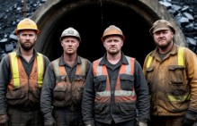 Требования шахтеров угольной компании "Северный Кузбасс" о выплате долгов по зарплате выполнены частично