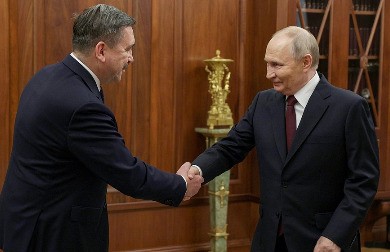 Президент РФ В.Путин встретился с председателем крупнейшего общероссийского объединения профсоюзов С.Черногаевым