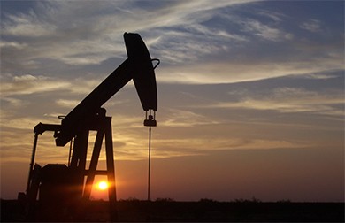Отраслевая комиссия по регулированию социально-трудовых отношений в нефтяной, газовой отраслях промышленности продолжает работу